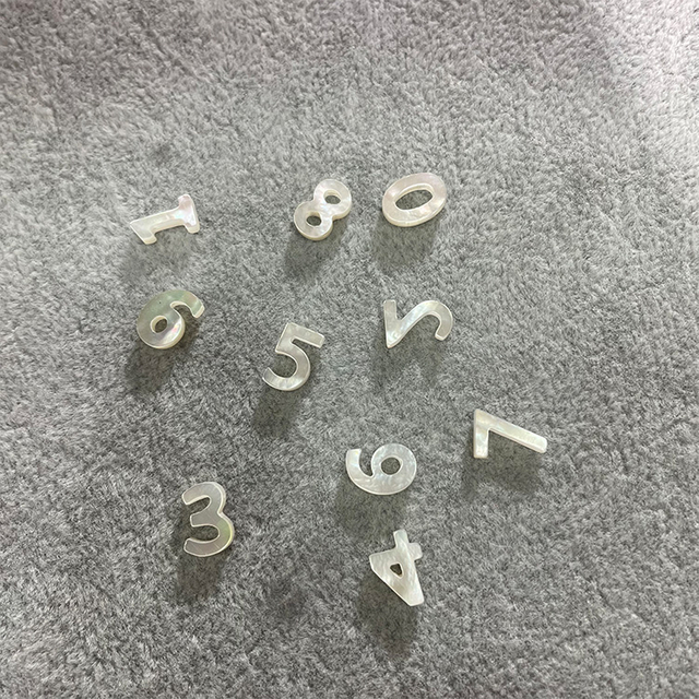 Forma de letra y figura de concha de nácar para la fabricación de joyas de cadena, tamaño 8-10mm