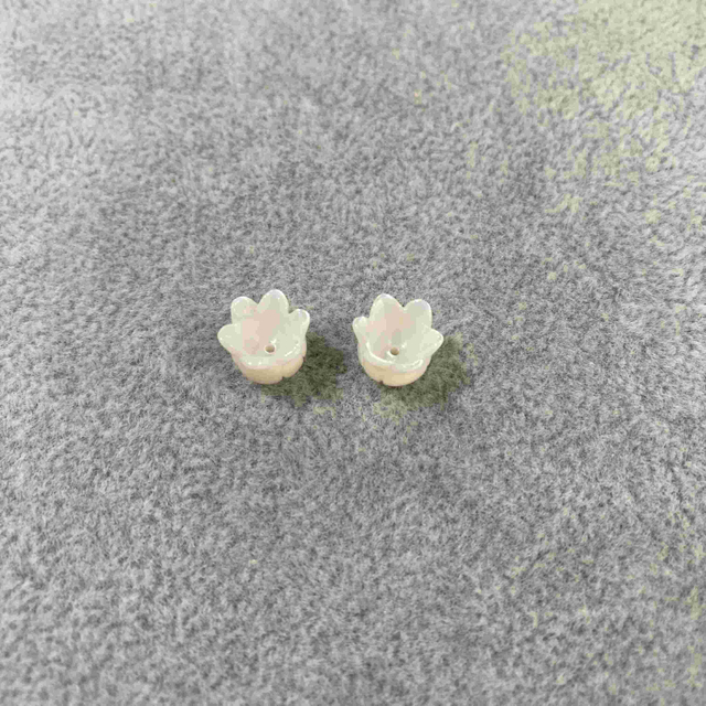 Diseño de tallado de caparazón blanco de la madre de la madre de perlas