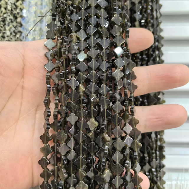 Clover Desgin Rose Stone Opal para collar que fabrican piedra de color Pequeñas Pequeñas Gachapas para bricolaje con piedra de lapis