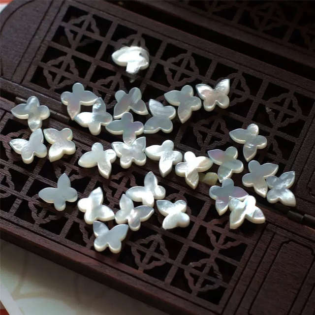 Forma de mariposa de la madre de perlas