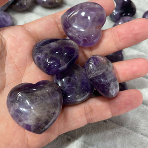 Amethyst Heart Shape Cutting Diseño colgante grande Cabochon Making para joyas Diseño de corazón de cristal 