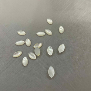 Mother de perla Pearl Small Cabochon Cutting Pending Diseño Hacer joyas incrustadas Capas blancas Piezas de joyería