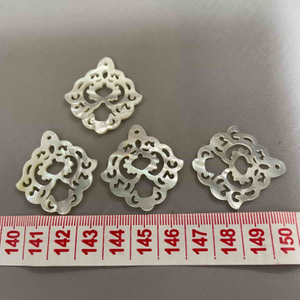 Diseño de colgante de corte de madre de perlas