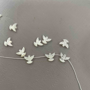 Diseño de cadena con forma de corte de pájaro de nácar Natural, piezas de joyería de Paloma, fabricación de collar, tallado de cara de concha blanca 