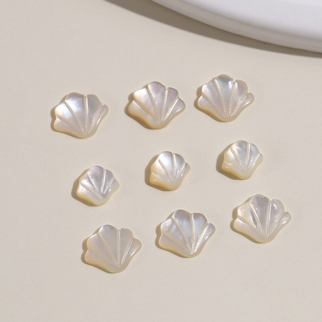 Imagen de tallado de Madre Natural de Pearl Cabochon para joyas de diseño de incrustaciones que hacen aretes de concha blanca usando 