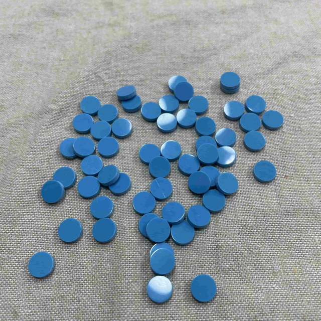 Turquoise de forma redonda de colores lisos joyas que hacen piezas de cabujón para collar Little Things Blue Stone Inlay Diseño