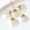 Colgante con forma de gota de nácar Natural, diseño de concha blanca, fabricación de joyas, diseño de cara lisa, pendiente de cabujón de tamaño pequeño