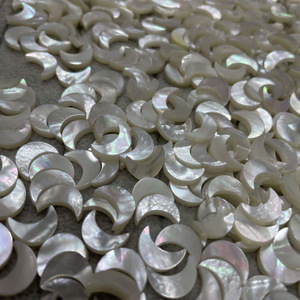 Diseño natural de la madre de la luna perla cadena de corte que hace frijoles pequeños para joyas que hacen forma de estrella con caparazón blanco 