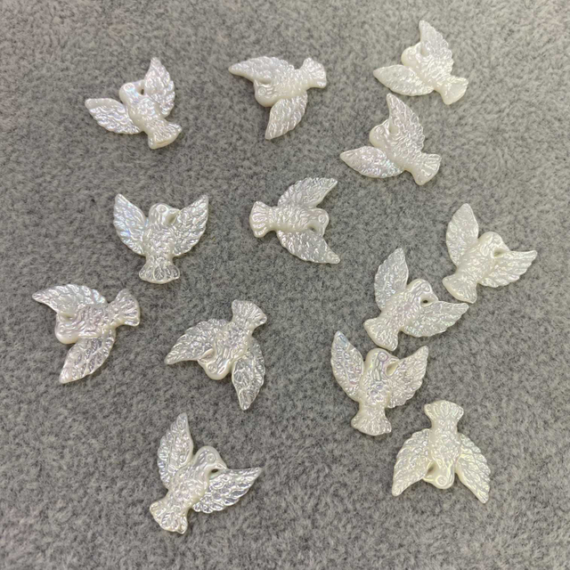 Madre de perla pájaro de paz Imagen tallado La paloma para hacer y usar colgantes 