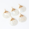 Colgante con forma de gota de nácar Natural, diseño de concha blanca, fabricación de joyas, diseño de cara lisa, pendiente de cabujón de tamaño pequeño