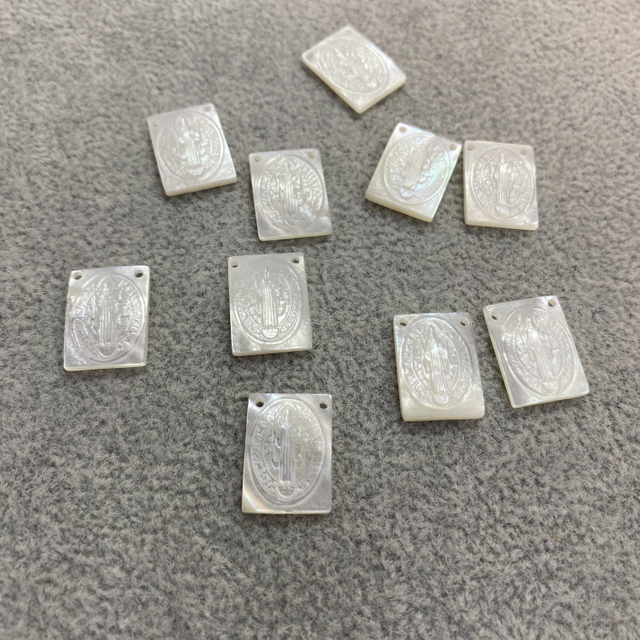 Imagen de tallado de madre de perlas