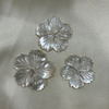 Anillos tallados en forma de flor de nácar Natural, fabricación de cabujones, pendientes de joyería de flores de concha blanca para pulsera de diseño DIY