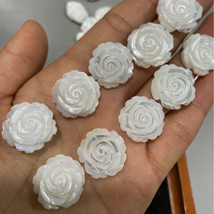 Pendientes de flor de rosa de madreperla Natural, flor blanca para colgante, cabujón, piezas de diseño de joyería, collar, tallado DIY 
