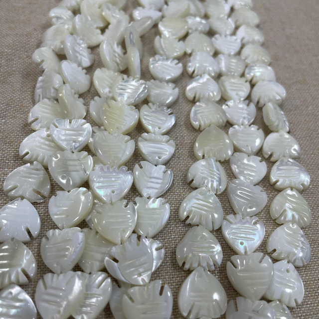 Joyas de forma de pescado de madera de la madre de perlas que hacen collar para cortar piezas pequeñas frijoles pequeños