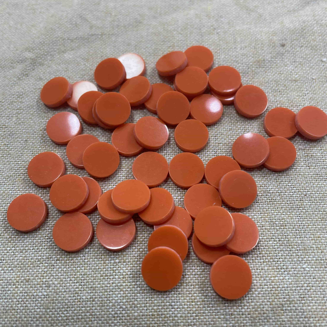 Material turquesa Anillos de color de forma redonda que fabrican un diseño de incrustaciones de joyas usando para piezas colgantes frijoles pequeños