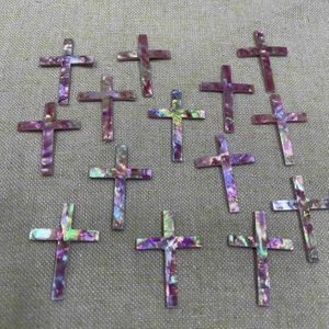 Madre de perla Pearl Pink Cross Cutting Diseño de colgante cruzado para joyas Estilo de incrustación de carcasa rosa Tallado de cara lisa