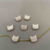 Natural Mother of Pearl Ketty Corte de color rosa Cat Animal para el diseño de la cadena de joyas Hacer un collar de cabañas pequeñas