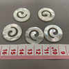Natural Mother of Pearl Redonde Round Cutting Diseño de diseño hueco Hacer para aretes Diseño de caparazón blanco Gran tamaño 