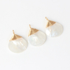 Colgante con forma de gota de nácar Natural, diseño de concha blanca, fabricación de joyas, diseño de cara lisa, pendiente de cabujón de tamaño pequeño