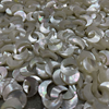Diseño natural de la madre de la luna perla cadena de corte que hace frijoles pequeños para joyas que hacen forma de estrella con caparazón blanco 