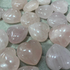 Diseño de forma de corazón de cristal de rosa para gran colgante Pink Stone Cabochon para exhibición de cosas rosa diseño de corazón haciendo rosa rosa