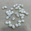 Mother de perla Tallado de perlas Frijoles para joyas que hacen corte de flores para pulsera de cadena con bricolaje