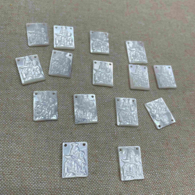 Imagen de tallado de Madre de Perla Natural Carmo Maria Diseño Diseño Imagen cuadrado Forma de corte Insolado