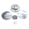 Diseño de pendiente de forma redonda de nácar Natural para la fabricación de joyas, fabricación de colgantes de tamaño pequeño con cara lisa, piezas de concha blanca