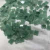 Forma de trébol de piedra amazon natural forma de la cara de corte de piedra verde liso para pulseras para preparar aretes de diseño de joyas incrustadas