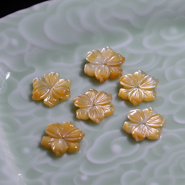 Cabujón con forma de corte de flor de nácar Natural, nuevo diseño para fabricación de pendientes, diseño de anillos, diseño de incrustaciones de joyería DIY