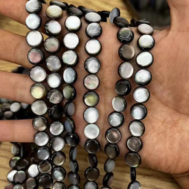 Natural Mother of Pearl Redonde Round Frijoles pequeños Bombe Cabecillo de colabas de cabujón doble