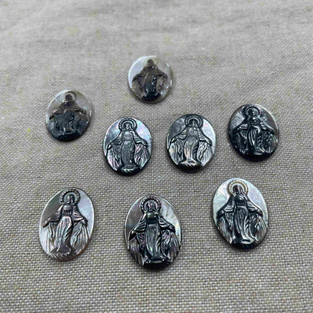 Black Shell Madre de Pearl Virgin Imagen Cortando Colgante de relieve para joyas que hacen íconos de Jesús Carmo Colgante