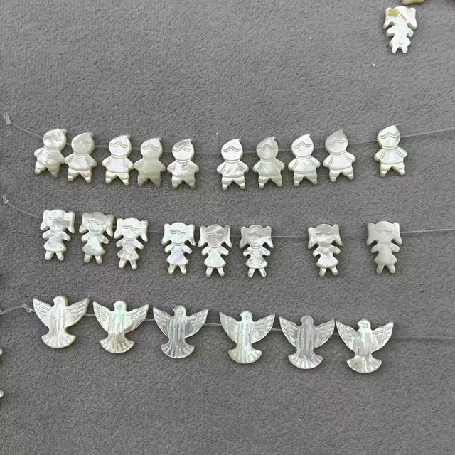 Corte natural en forma de frijol pequeño de nácar para hacer collares, diseño de cadena de joyería con forma de pájaro y gato, pequeñas cosas a la moda