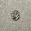 Imagen de flor de nácar Natural, colgante con forma ovalada cortada, cara en relieve para incrustaciones de joyería, cuentas de diseño de Jesús