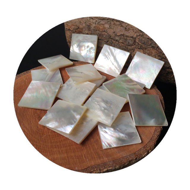 Colgante de doble cara plana de nácar Natural, forma cuadrada, diseño de disco tallado, concha blanca, grosor fino, con rectángulo 