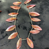 Corte en forma de hoja de nácar Natural para pendientes, diseño de collar para mujer, fabricación de conchas coloridas, frijoles pequeños, cosas bonitas 