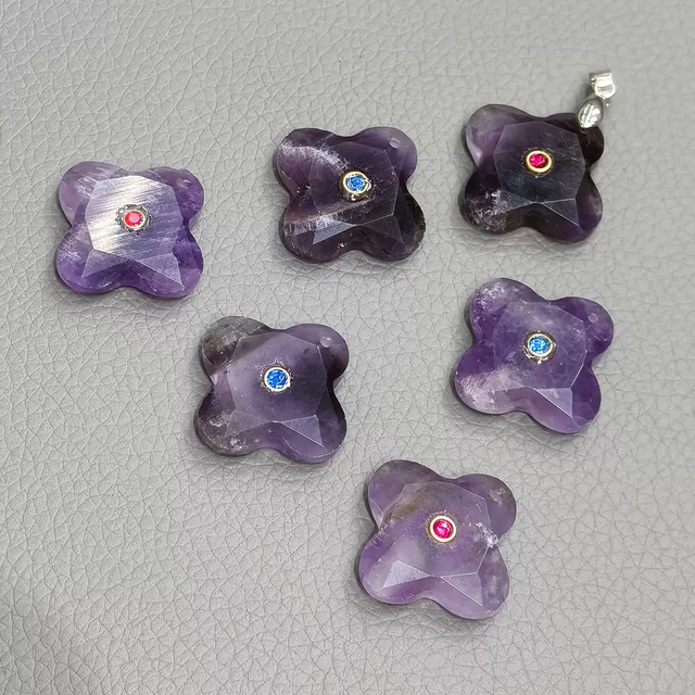 Corte en forma de trébol de nácar Natural para diseño colgante, tallado de cara, piedra lapislázuli de cristal de amatista para cabujón de pulsera 