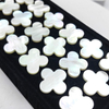 Corte de forma de flor de nácar Natural para diseño de incrustaciones de pendientes, joyería de mujer con forma de trébol, frijoles pequeños de concha blanca 