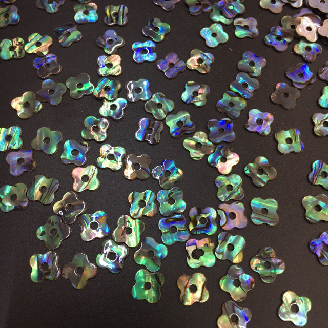 Forma de trébol de nácar Natural, corte de cara lisa para pendientes, diseño de concha de abulón, joyería colorida, collar, frijoles 