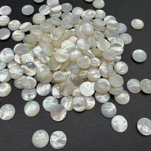 Diseño de anillos de corte de cabujón de nácar Natural, piezas de joyería de cuentas redondas para collar de pendientes con concha blanca