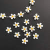 Tallado de flores de nácar natural para diseño de collar de joyería usando cuentas de doble cara concha blanca diseño de cadena de mujer moda