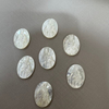 Joyería de mujer con forma ovalada de nácar Natural, fabricación de colgantes, diseño de incrustaciones de concha blanca, relieve de frijoles pequeños
