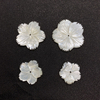 Corte de diseño de flor de nácar Natural para mujer, fabricación de joyas, diseño de broche, frijoles pequeños, anillos de concha blanca, fabricación de moda