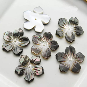Flor negra de nácar Natural para pendientes, collar de diseño con piezas de cabujón tallado, joyería de mujer de frijoles pequeños