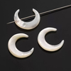 Diseño de joyería de corte de cabujón con forma de luna de nácar Natural, colgante de diseño de collar con dije femenino a la moda