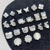 Corte de diseño de cabujón de nácar natural para diseño de pulsera, fabricación de piezas bonitas, diseño de mariposa en forma de trébol, joyería para mujer