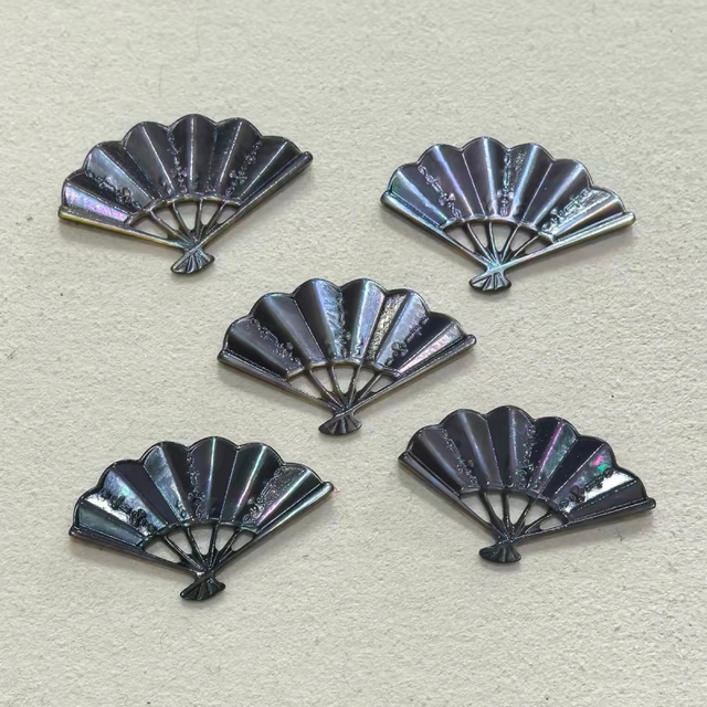 Corte natural en forma de abanico de nácar para hacer joyas, diseño de relieve para colgante, corte de cara, pulsera de cabujón de frijoles pequeños