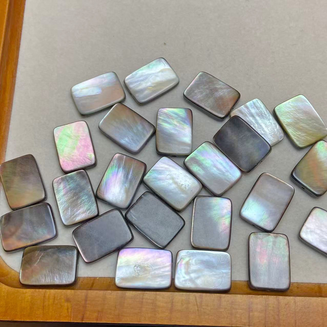 Corte de forma rectangular de nácar Natural para diseño de pulsera, fabricación de joyas para mujer, cabujón de frijoles pequeños de concha negra 