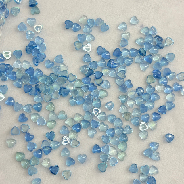 Cabujón de granos pequeños de nácar Natural para mujer, diseño de collar de piedra azul Aguamarina con forma de corazón cortado, piezas de joyería