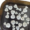 Flor de cabujón de nácar Natural tallada a mano, tamaño pequeño para pendientes, concha blanca, cosas bonitas, incrustaciones de joyería, frijoles 